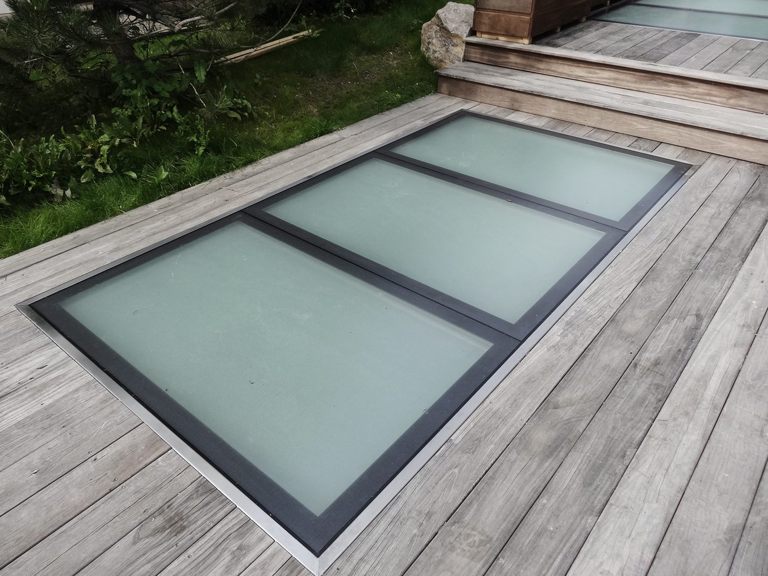 Walkable skylights for more daylight in the basement - Glassfloor Heliobus AG - daylight engineering - daylight solutions